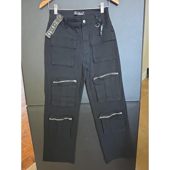 Pants - Roma Studio Women's The Straight Fit Cargo pant By Rosee Black Size Medium NWT